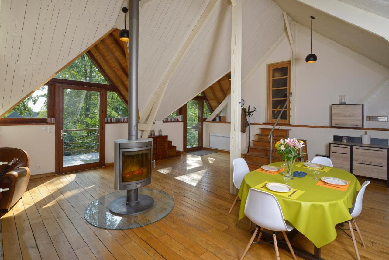 La Maison Dans Les Bois Soucelles エクステリア 写真