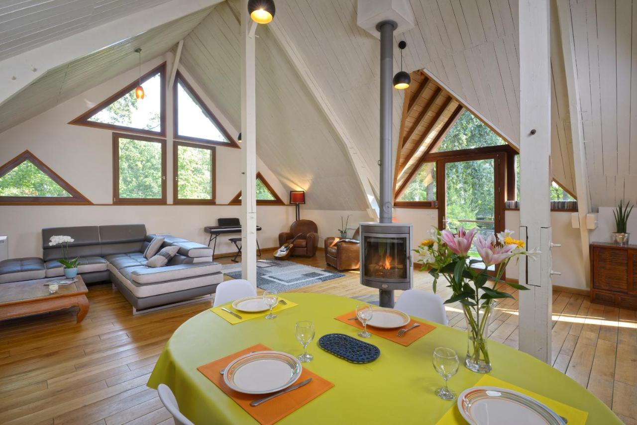 La Maison Dans Les Bois Soucelles エクステリア 写真