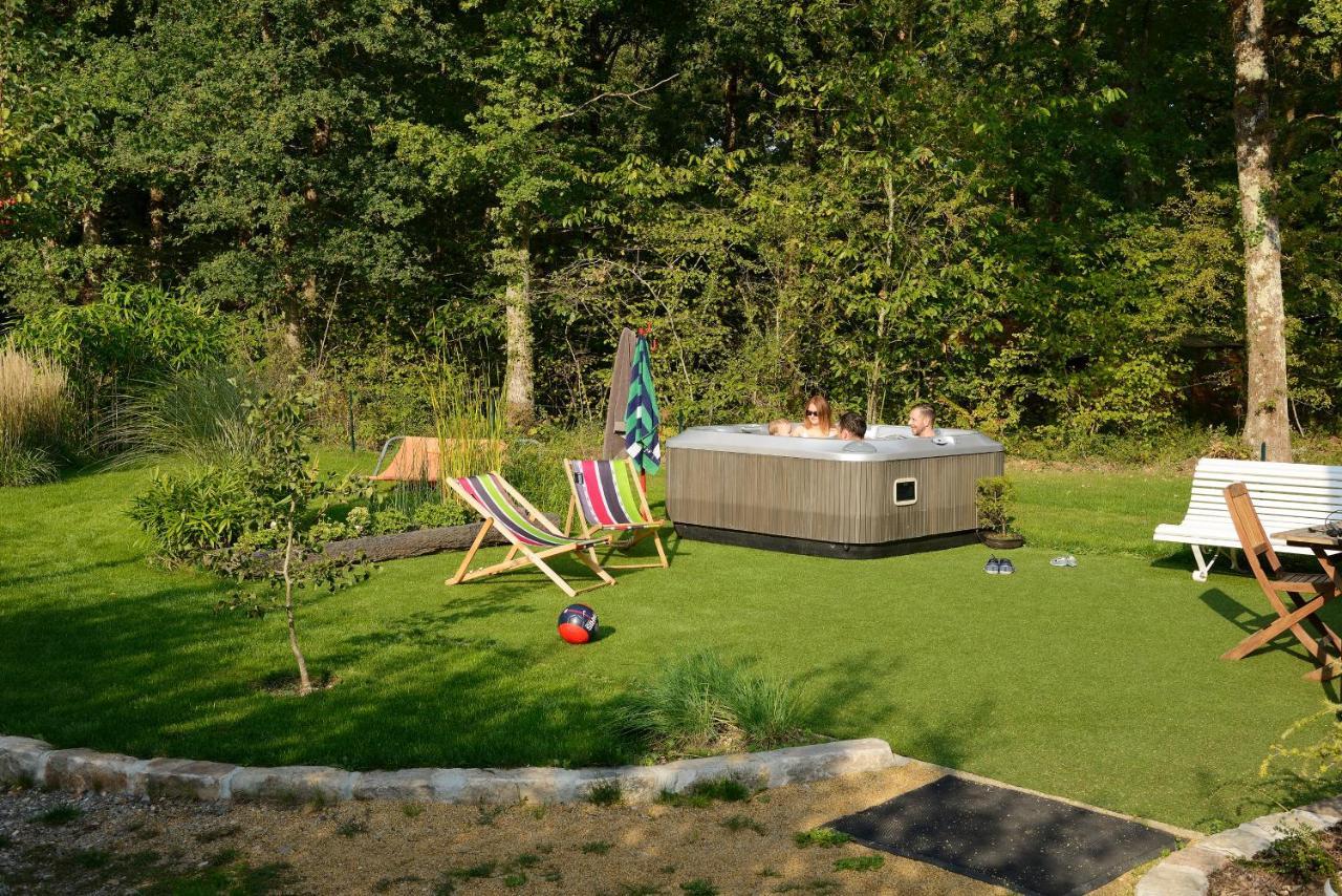 La Maison Dans Les Bois Soucelles エクステリア 写真