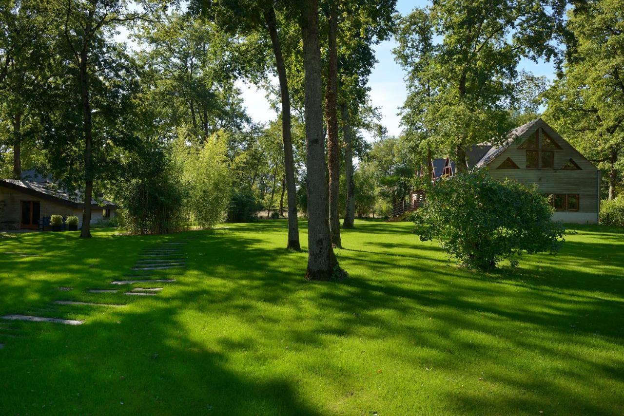 La Maison Dans Les Bois Soucelles エクステリア 写真