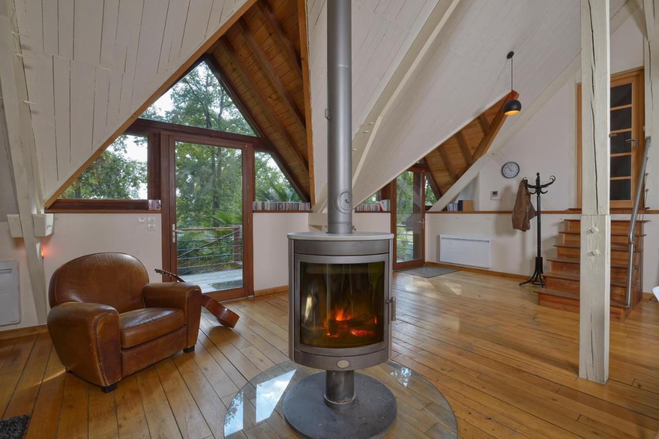 La Maison Dans Les Bois Soucelles エクステリア 写真